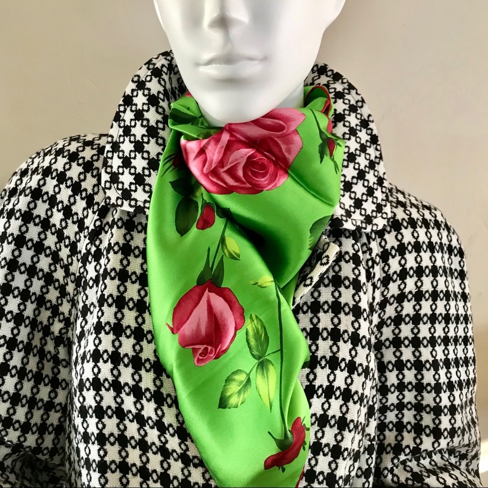 SCARVES @Top_Of_The_Mark - Picture 4 of 16
